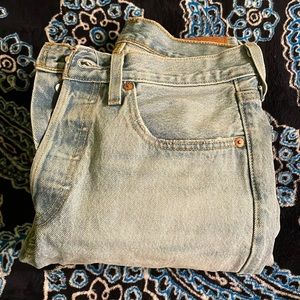 Levi’s 501 straight leg jeans size 26